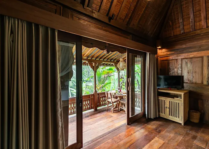 Madani Antique Villas